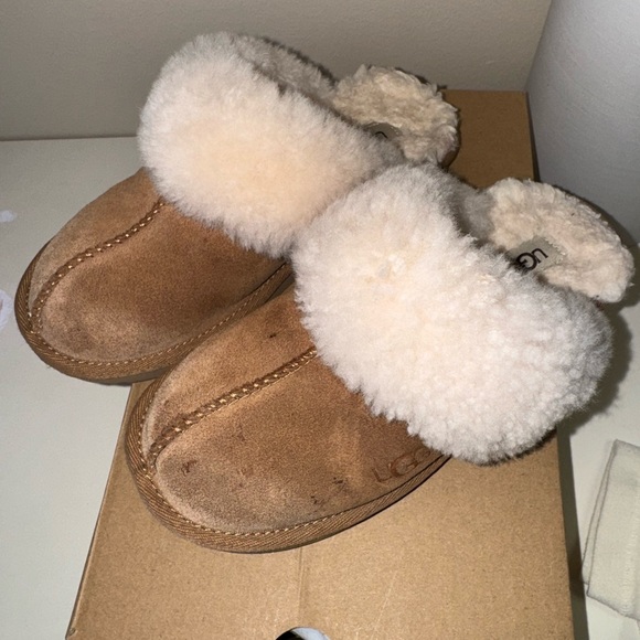 Ugg Cozy slipper - Picture 10 of 11